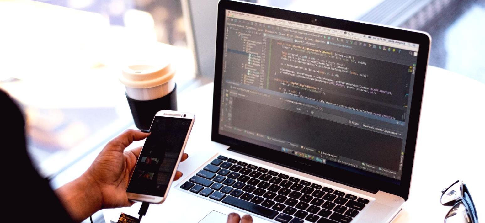 Professional webinar environment with interactive learning tools